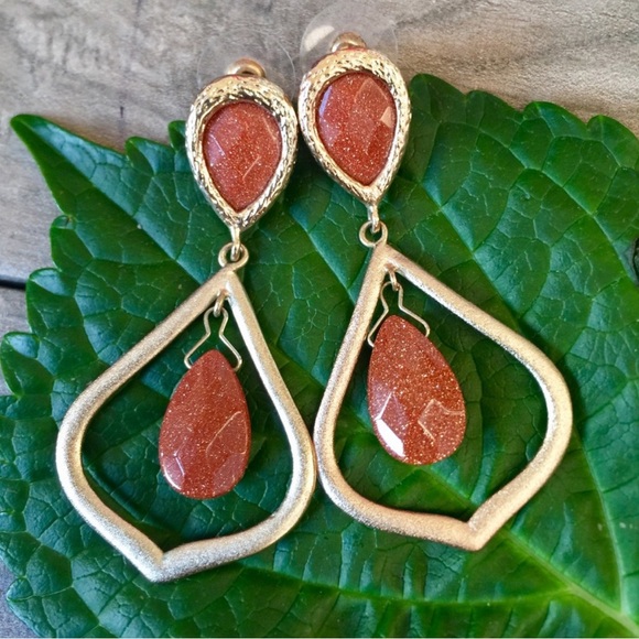 Kendra Scott Jewelry - Kendra Scott Ryanne Goldstone Earrings